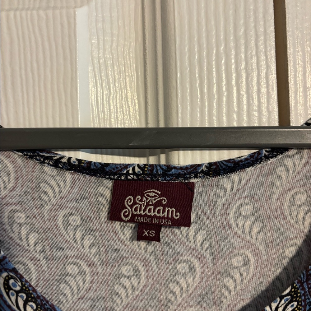 Chic Blue Paisley Mini Dress - Picture 2 of 3